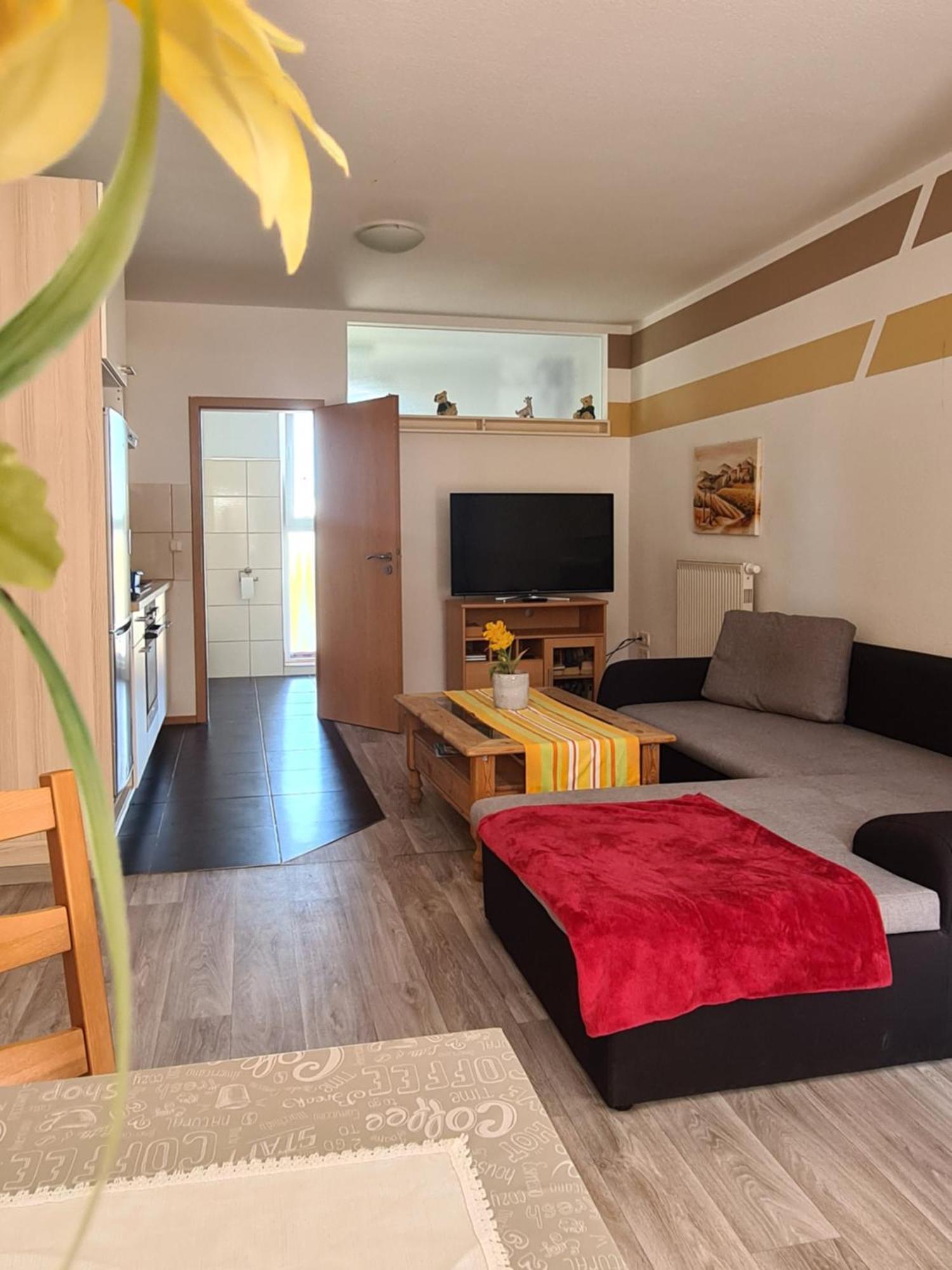 Ferienwohnung Weisskopf Alkersleben 外观 照片